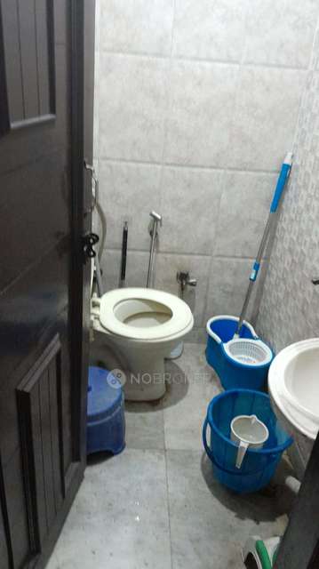 2 BHK Flat For Sale  In Krishna Nagar