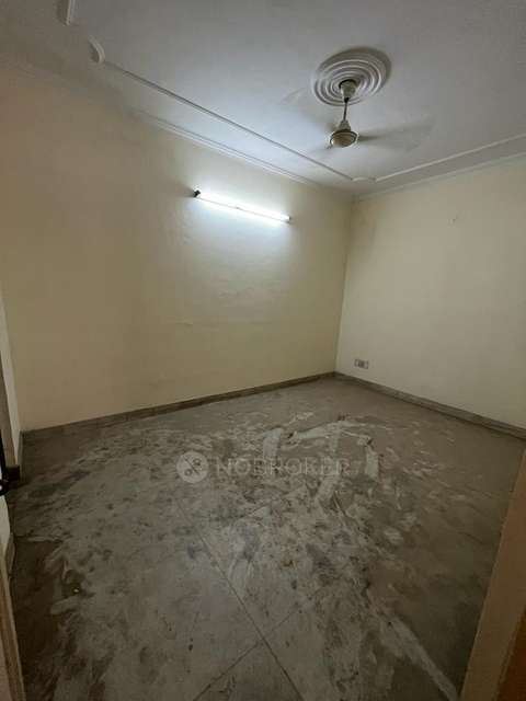 2 BHK Flat In Stand Alone Building For Sale  In Govindpuri