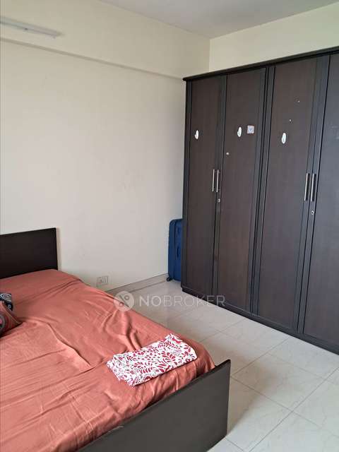 2 BHK Flat In Lokhandwala Galaxy  For Sale  In Byculla West