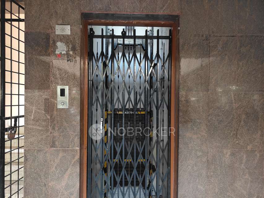 4 BHK Flat In Keerthi Krishna Residency For Sale  In Shantinagar Park, Masab Tank