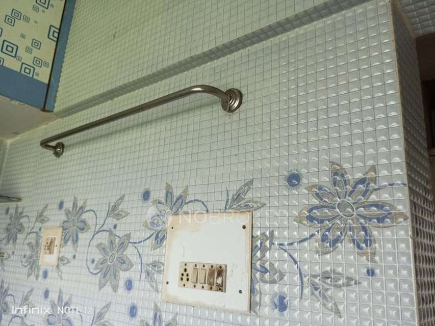 2 BHK Flat In Meet Co Operative Housing Society  For Sale  In Rajeev Nagar Society