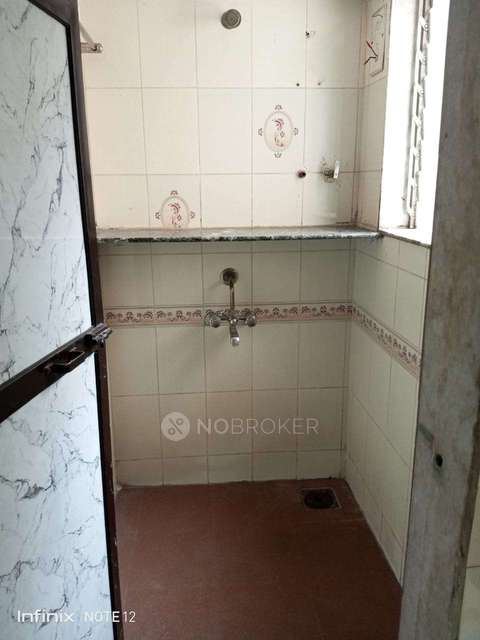 2 BHK Flat In Meet Co Operative Housing Society  For Sale  In Rajeev Nagar Society