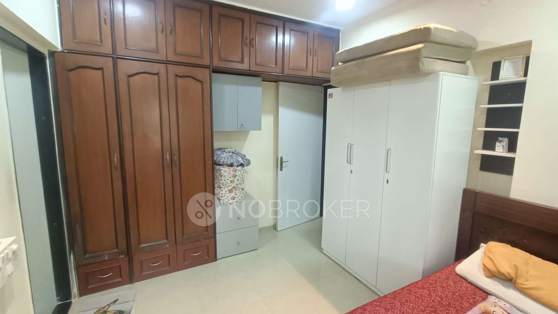 2 BHK Flat In Nirmal Life Style Complex Topaz For Sale  In Mulund West