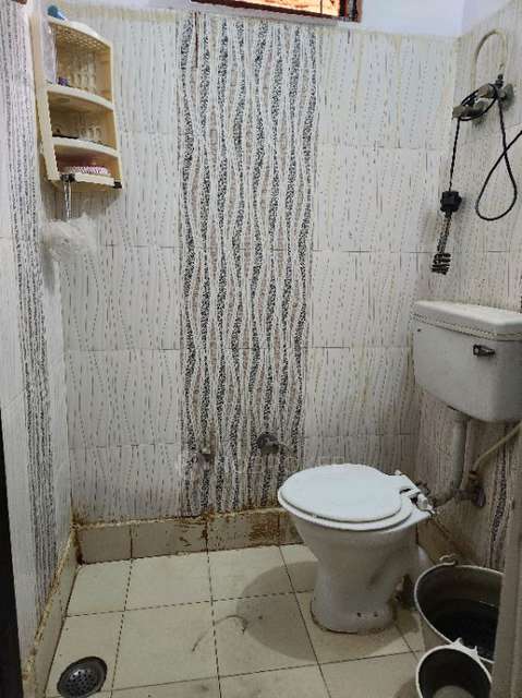 2 BHK House For Sale  In S-593c, Tyagi Flats, Shakarpur Khas Part 2, Block S 2, Upadhyay Block, Shakarpur, New Delhi, Delhi, 110092, India