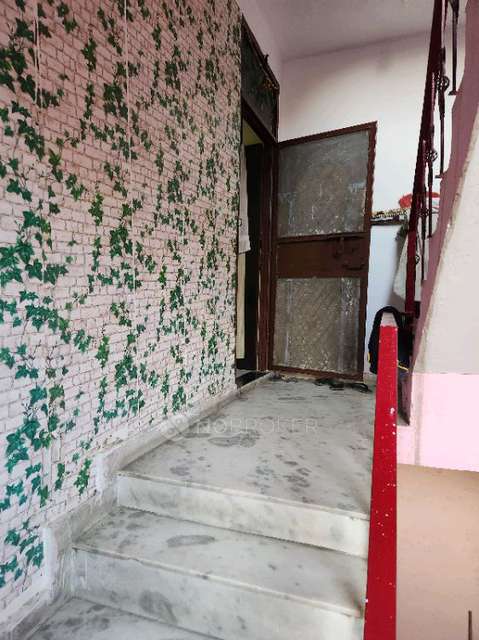 2 BHK House For Sale  In S-593c, Tyagi Flats, Shakarpur Khas Part 2, Block S 2, Upadhyay Block, Shakarpur, New Delhi, Delhi, 110092, India