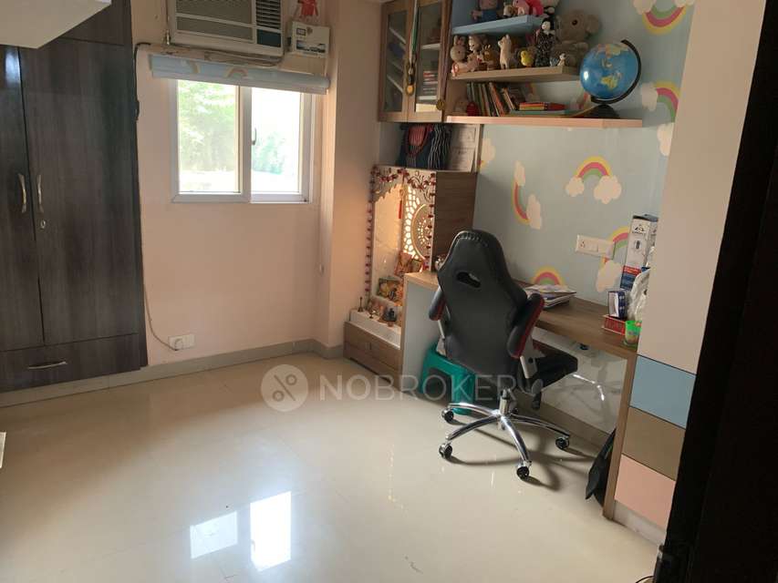 2 BHK Flat In Amrapali Princely Estate For Sale  In Sector-76