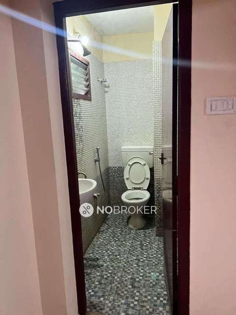 2 BHK Flat In Blessing Aishwaryam Flats For Sale  In Medavakkam