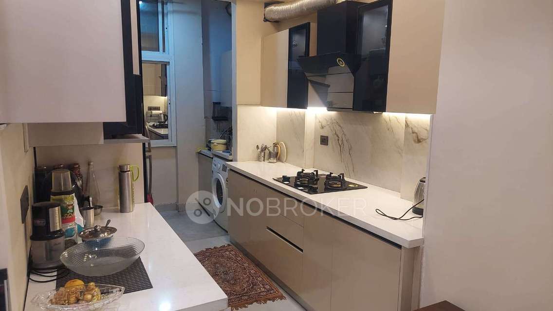 2 BHK Flat In Express Garden Apartment For Sale  In Indirapuram