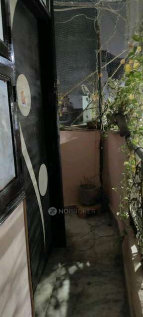 2 BHK Flat For Sale  In Shahdara