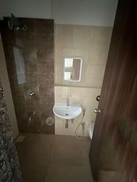 3 BHK Flat In Lotus - Versova Ready  For Sale  In Andheri West