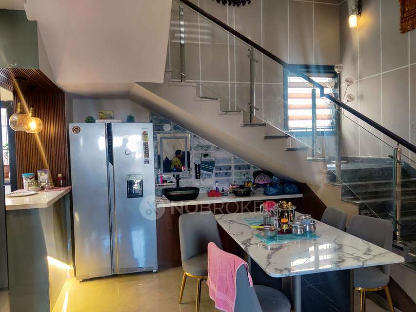 4+ BHK House For Sale  In Children Park