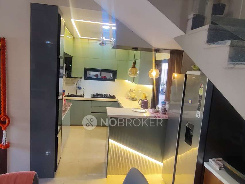 4+ BHK House For Sale  In Children Park