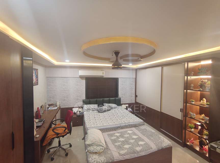 4+ BHK House For Sale  In Children Park