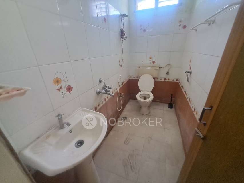 2 BHK Flat In Grishma Enclave For Sale  In Moula Ali