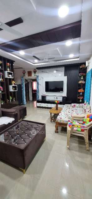 2 BHK Flat In Siri Mansion  For Sale  In Sathamrai Colony