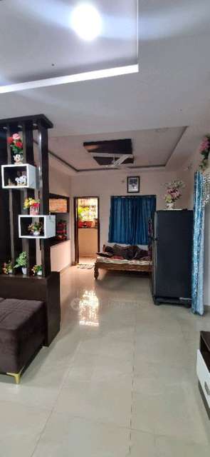 2 BHK Flat In Siri Mansion  For Sale  In Sathamrai Colony