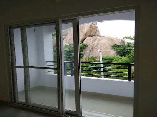 2 BHK Flat In Vsp Deepak Towers, Chandanagar, Miyapur For Sale  In Vsps Deepak Towers