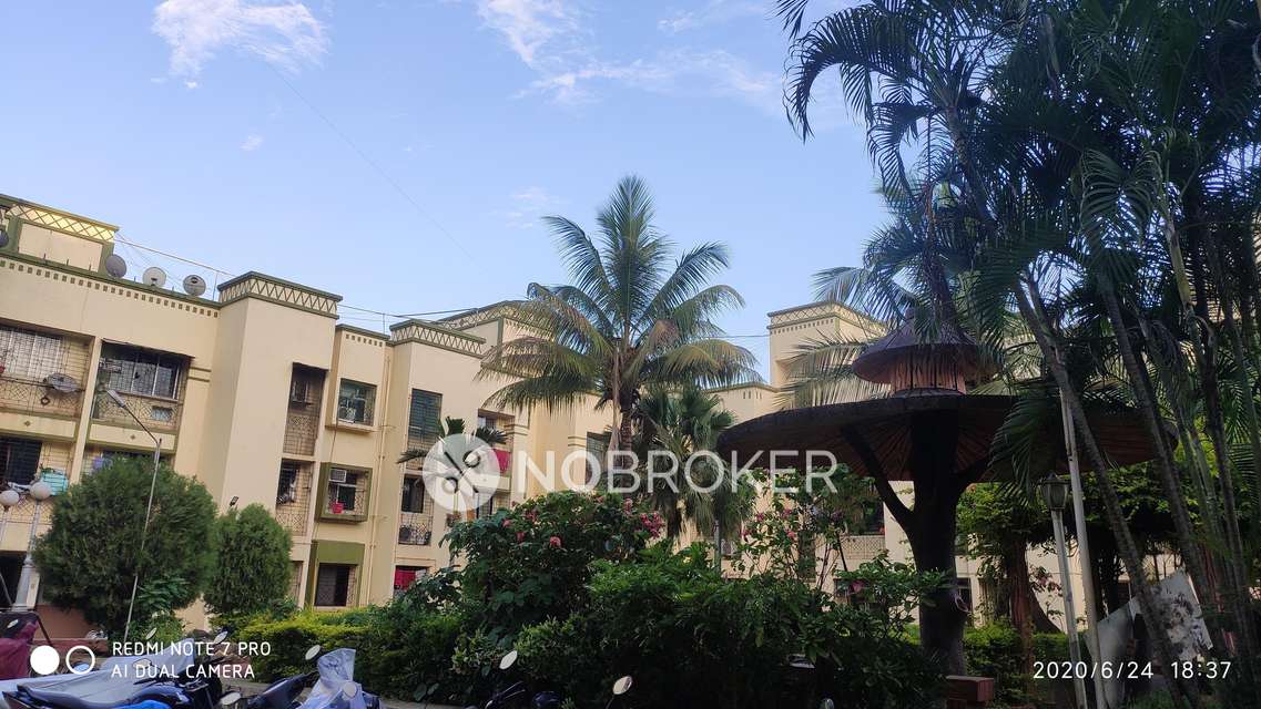 1 BHK Flat In Swastik Park For Sale  In Thane West