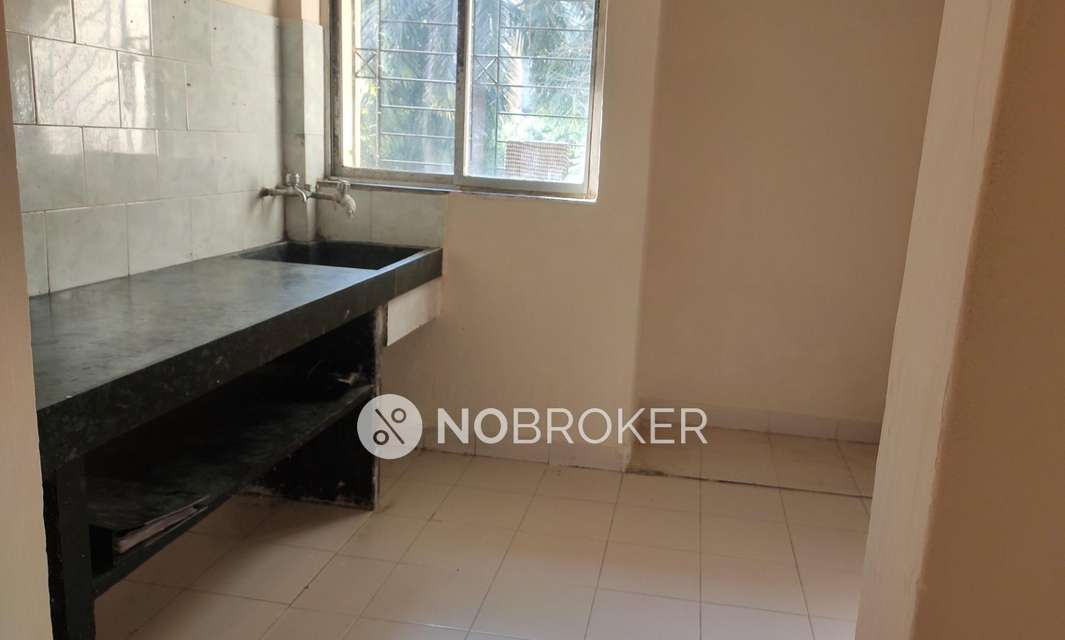 1 BHK Flat In Swastik Park For Sale  In Thane West