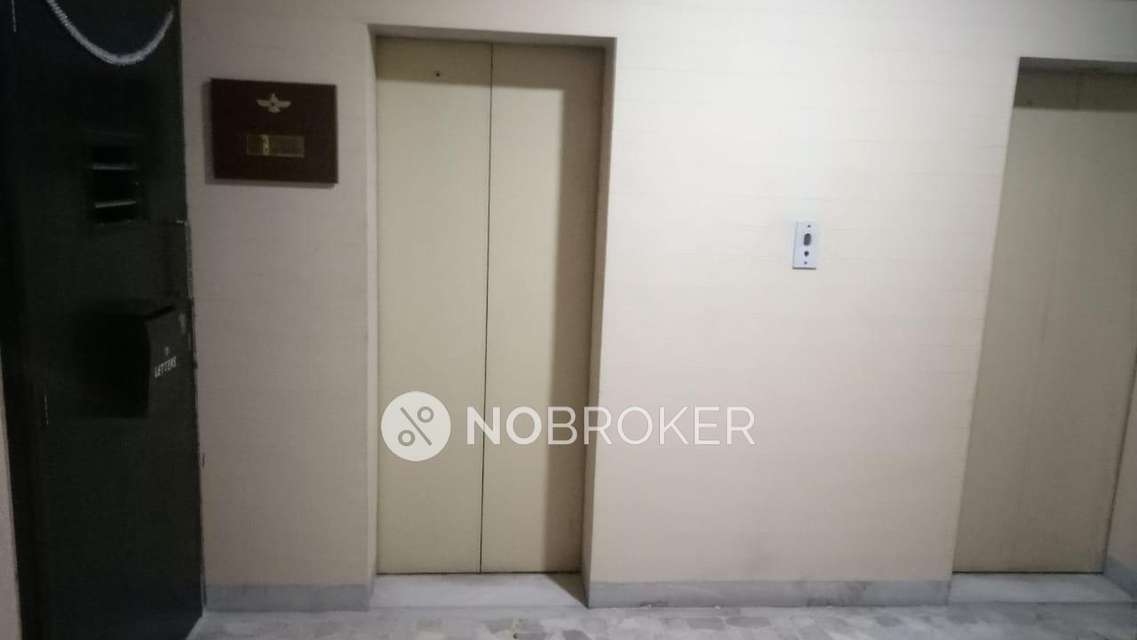 2 BHK Flat In Vikas Towers For Sale  In Andheri East