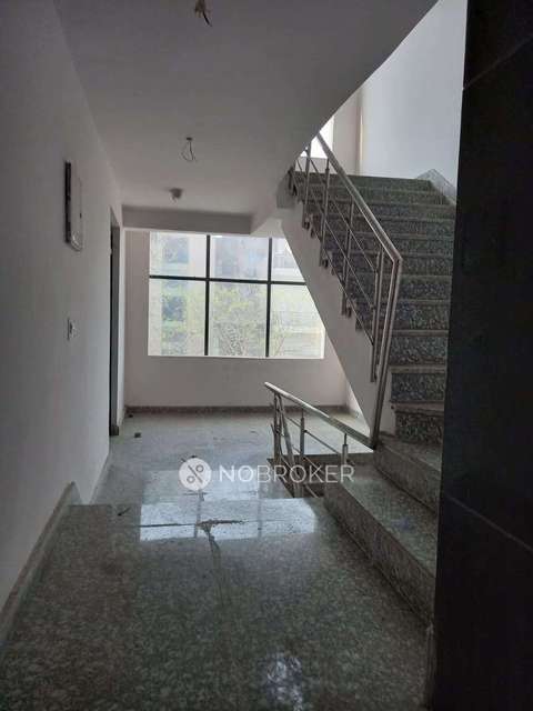 Industrial Building in Okhla, Delhi for Rent 