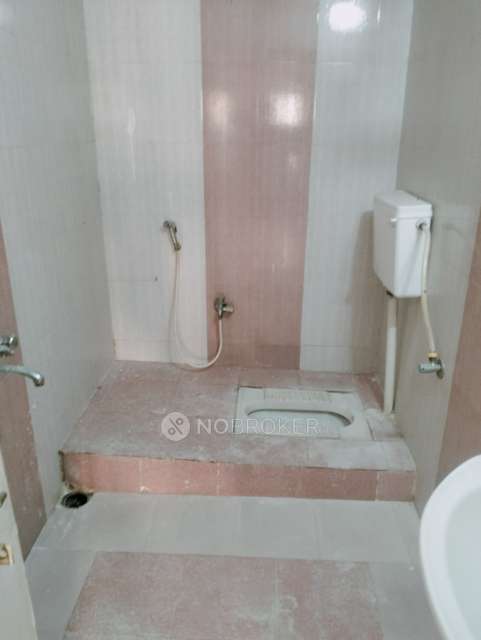 2 BHK Flat In Sprinteq Icon Seven For Sale  In Puppalguda, Ranga Reddy