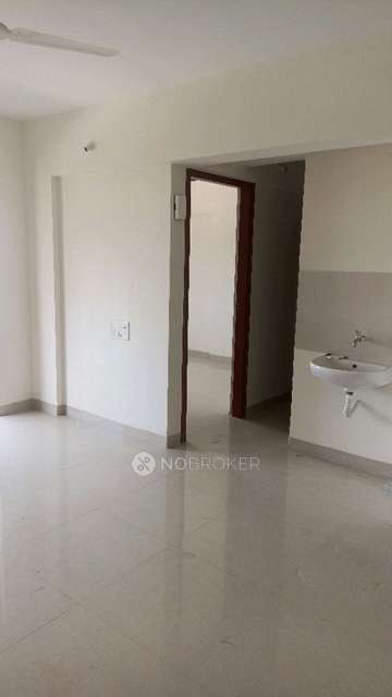 1 BHK Flat In Green Oasis Society Kalyani Nagar. for Rent  In Kalyani Nagar