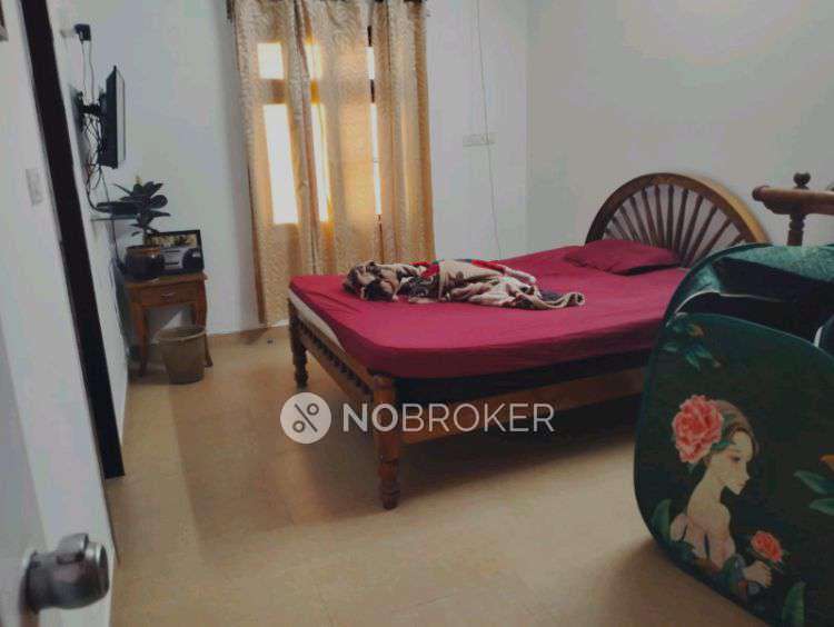 4+ BHK Flat In Raj Bhavan  For Sale  In Parappana Agrahara