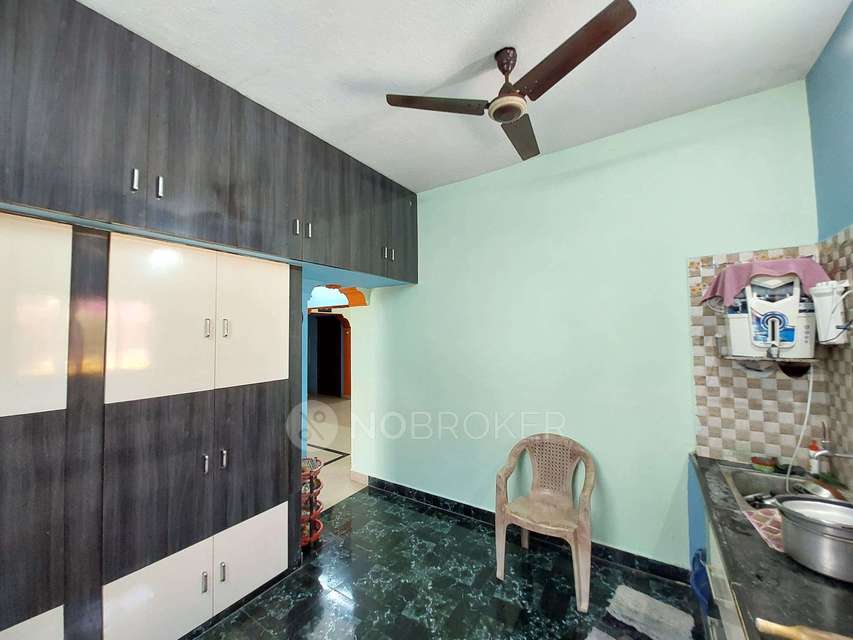 4+ BHK House For Sale  In Tharapakkam
