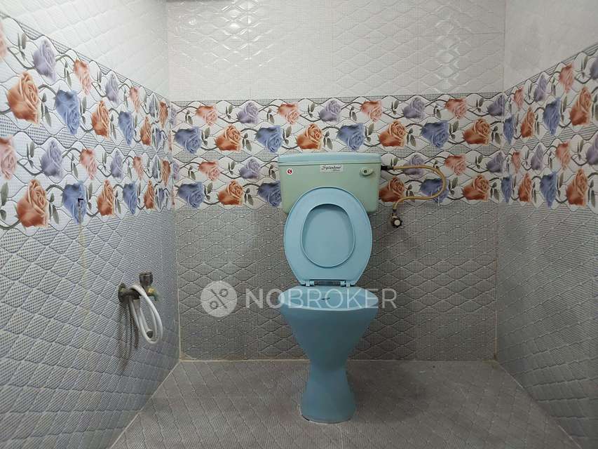 4+ BHK House For Sale  In Tharapakkam