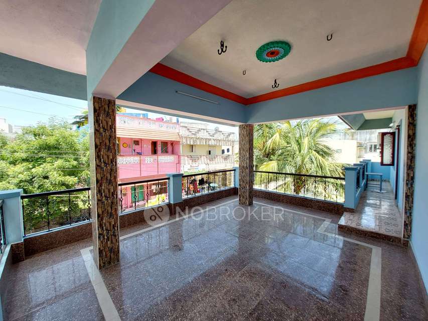 4+ BHK House For Sale  In Tharapakkam