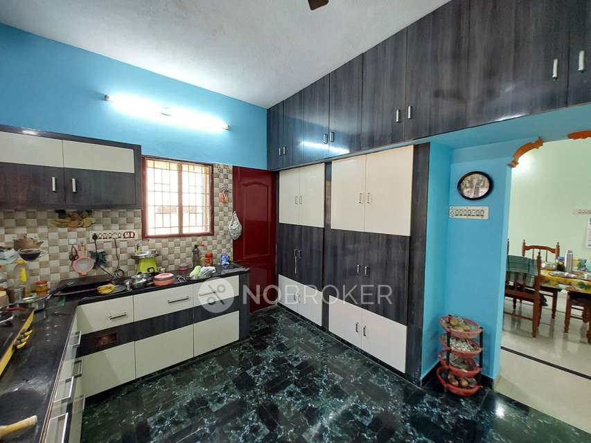 4+ BHK House For Sale  In Tharapakkam