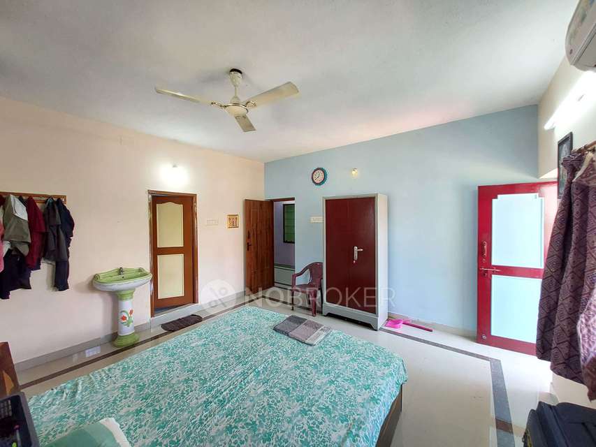 4+ BHK House For Sale  In Tharapakkam