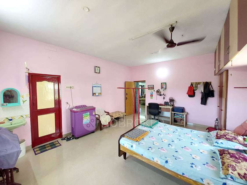 4+ BHK House For Sale  In Tharapakkam