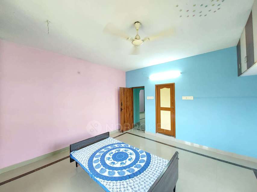 4+ BHK House For Sale  In Tharapakkam