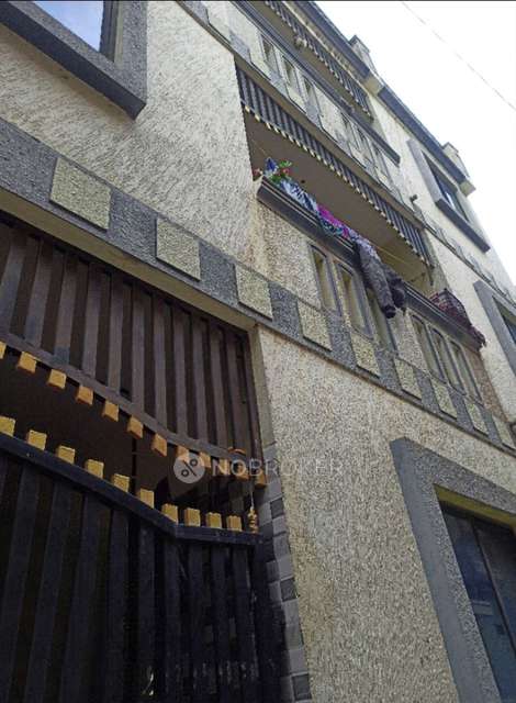 4+ BHK Flat For Sale  In Kadugondanahalli