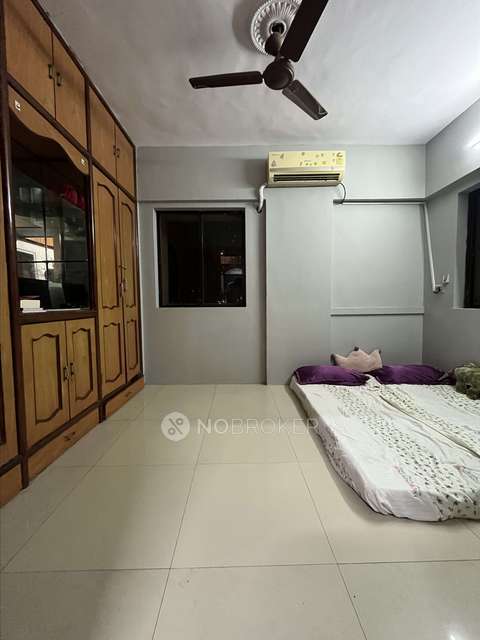 1 BHK Flat In Shivam Cooperative Housing Society For Sale  In Kamathipura