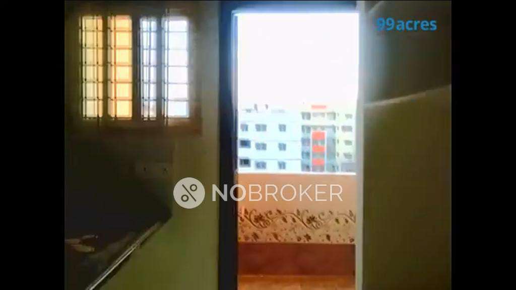 2 BHK Flat In Vaishnavi Residency For Sale  In Pragathi Nagar