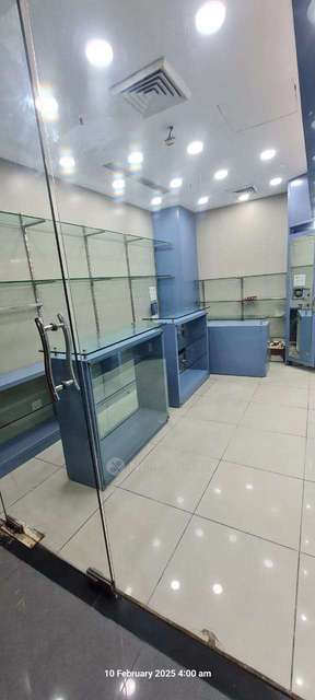 Shop in Sahibabad, Ghaziabad for sale 