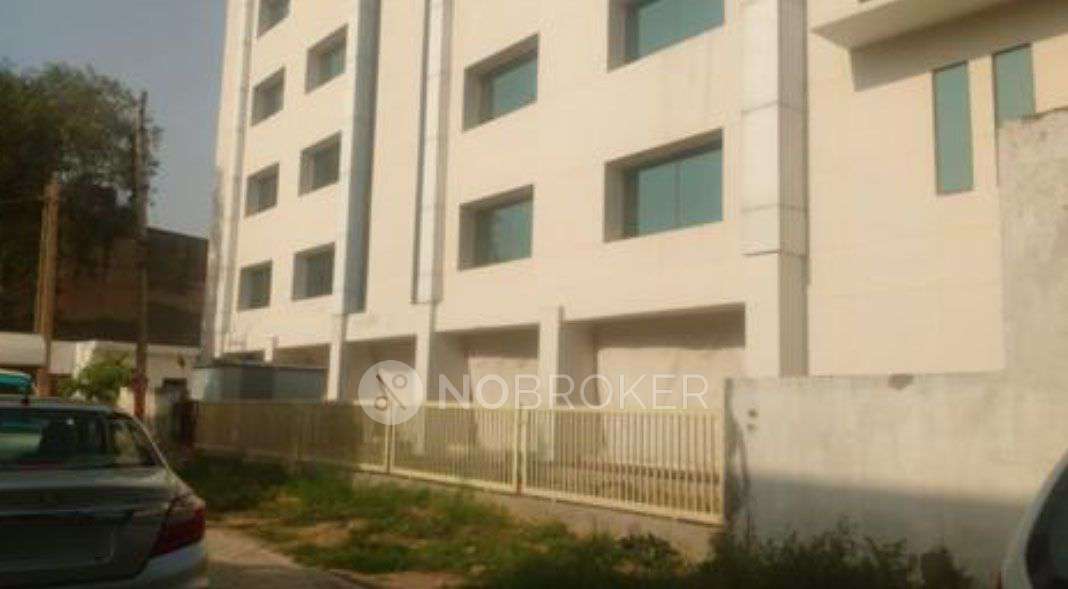 Industrial Building in  Sector 16, Gurgaon for Rent 
