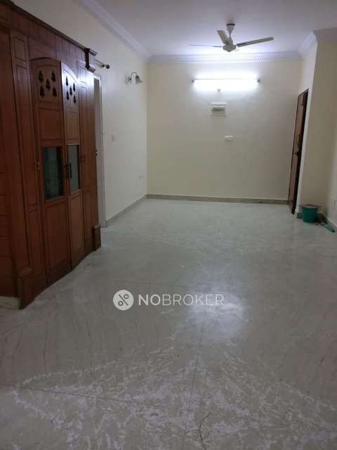 4 BHK Flat For Sale  In  Sanjayanagara, 