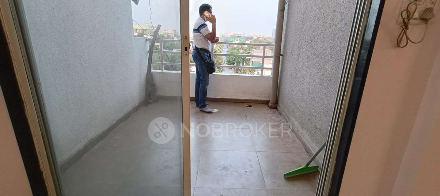 2 BHK Flat In Chandrarang Capital Tower For Sale  In Pimpri-chinchwad