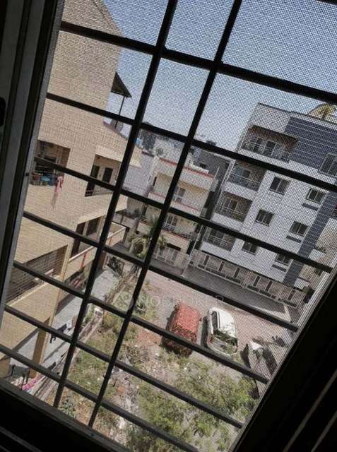 Shared Room for Male In 1 BHK  In Kharadi