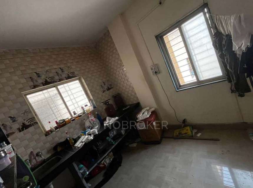 Shared Room for Male In 1 BHK  In Kharadi