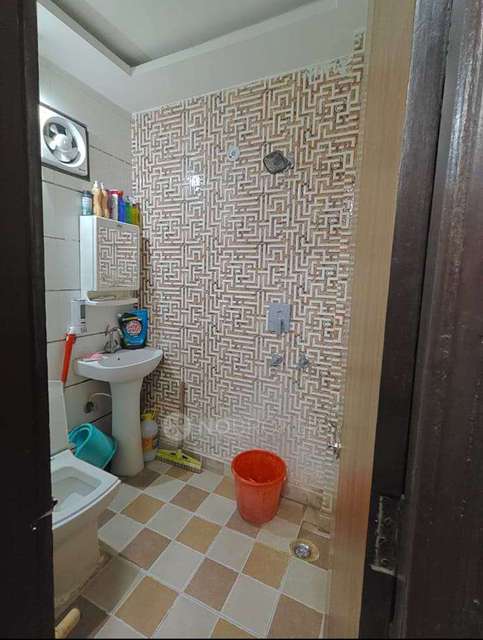 2 BHK Flat In Mohan Garden For Sale  In Dwarka,delhi,