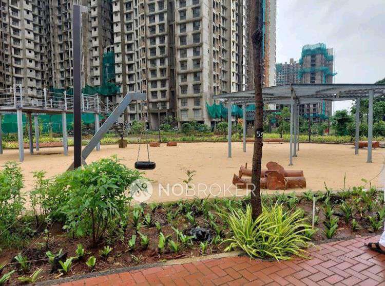 1 BHK Flat In Runwal Gardens North Avenue For Sale  In Dombivli East