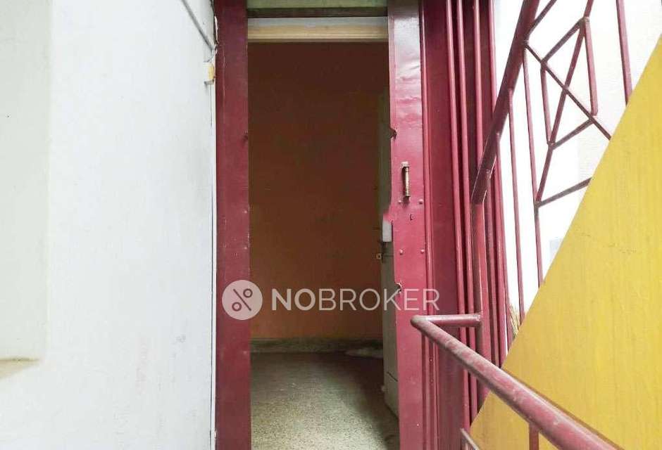 4+ BHK Flat In Standalone Alone For Sale  In Hegganahalli