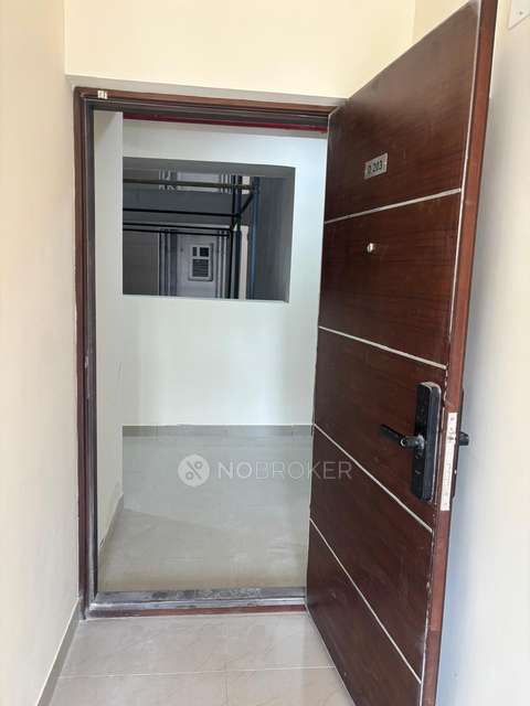 2 BHK Flat In Tvs Emerald Jardin, Singasandra For Sale  In Singasandra