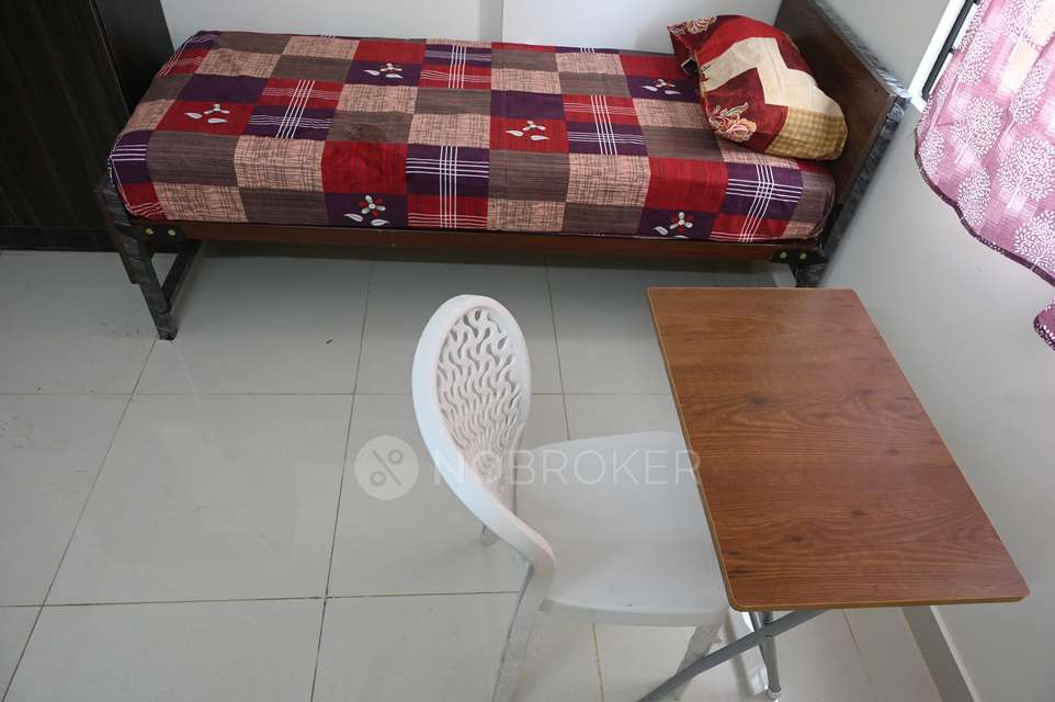 PG for Anyone in Vibgyor High School Rd, Behind Sriram Samriddhi Apartment