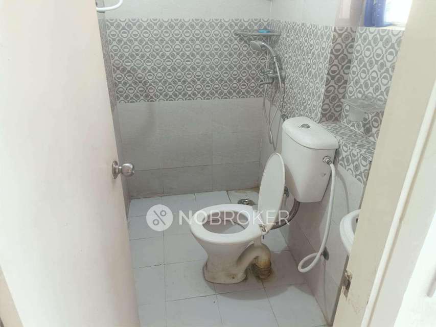 3 BHK Flat In 14th Avenue For Sale  In Gaur City 2